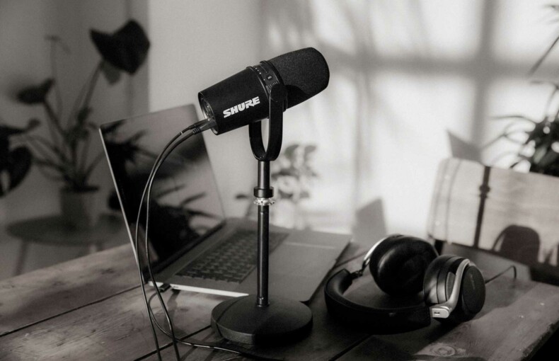 SHURE MV7