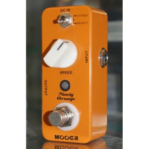 Mooer Ninety Orange, pedale per chitarra, Usato