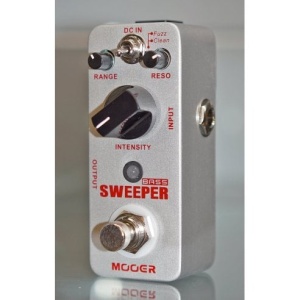 Mooer Sweeper Bass, pedale effetto per basso, Usato