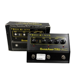 Tech 21 SansAmp Tri-A.C. Programmable, pedale preamplificatore per chitarra, Usato
